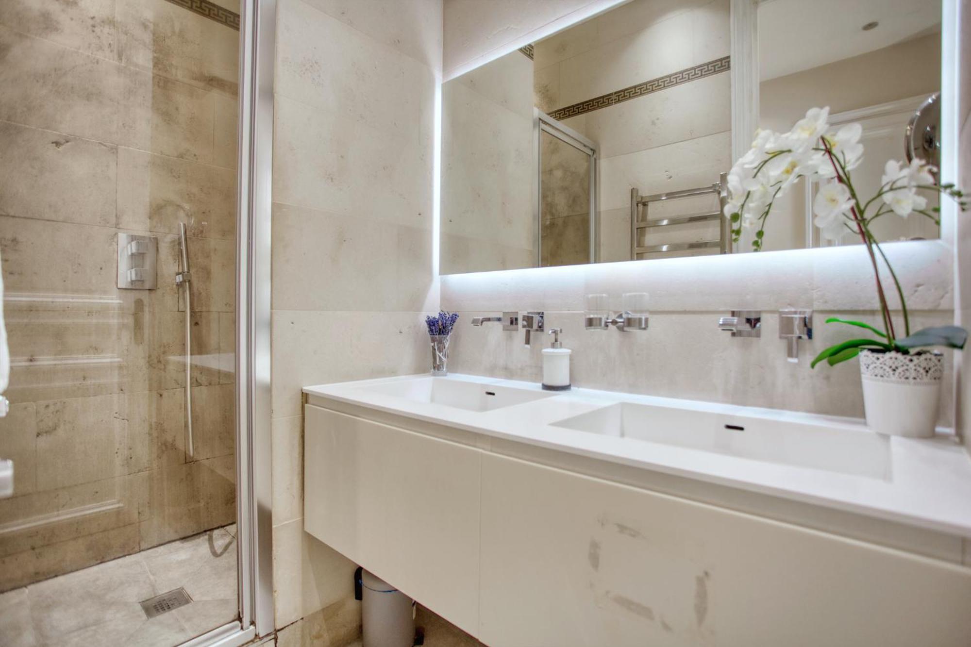 Luxueux 200M2 5Ch Champs Elysees A 1Min Perle Rare Parijs Buitenkant foto