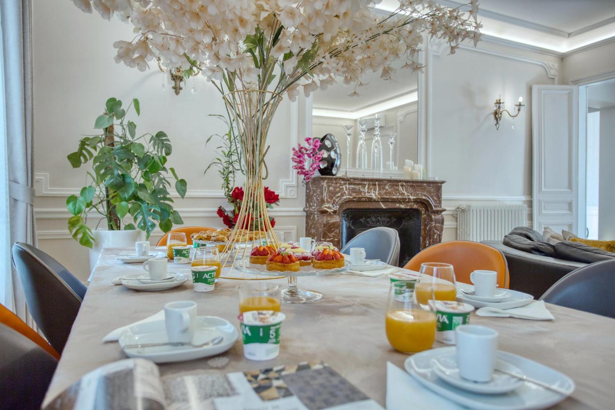 Luxueux 200M2 5Ch Champs Elysees A 1Min Perle Rare Parijs Buitenkant foto